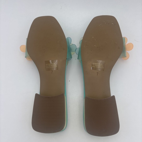 Betsey Johnson Flower Heels Perfect For Summer Size 7 - Picture 5 of 9